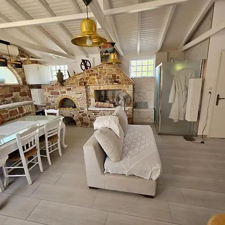 Stone House Dionysios Appartamento *