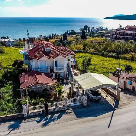 Stone House Dionysios * Koróni